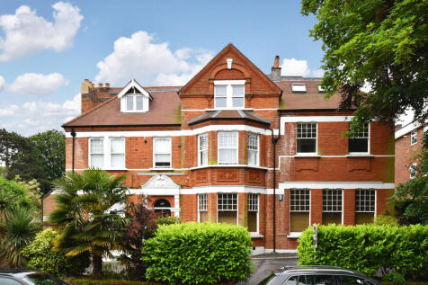 Oaklands Road Bromley BR1 3 bed apartment for sale