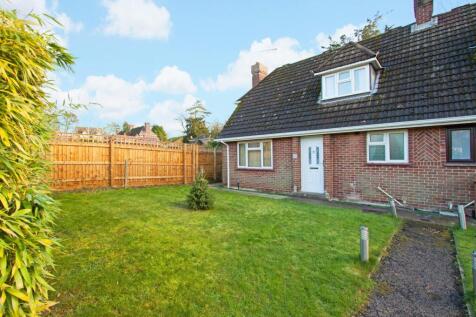 Acre Path, Andover, SP10 2 bed bungalow for sale