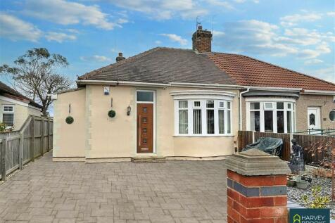 2 bedroom semi-detached bungalow for sale