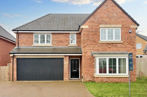 5 bedroom detached house for sale