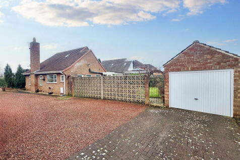 3 bedroom detached bungalow for sale