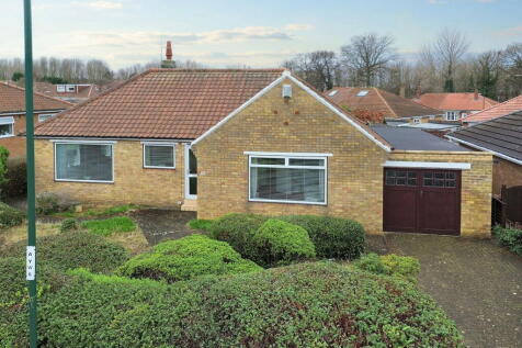 2 bedroom detached bungalow for sale