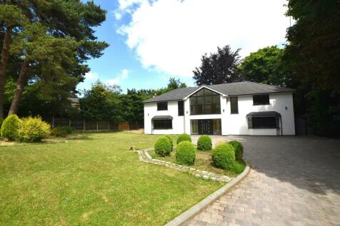 5 bedroom detached house for sale