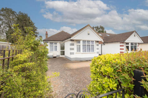 Oakwood Drive, Hertfordshire AL4 2 bed bungalow for sale