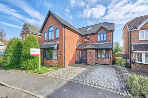 Nimrod Close, Hertfordshire AL4 5 bed detached house for sale