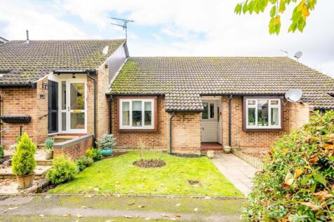 Ripon Way, Hertfordshire AL4 2 bed bungalow for sale