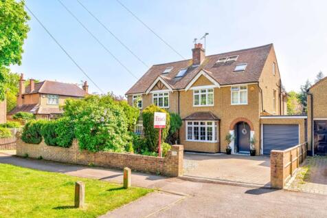 Green Lane, Hertfordshire AL3 4 bed semi