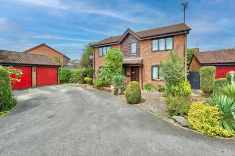 Lincolns Close, Hertfordshire AL4 4 bed detached house for sale