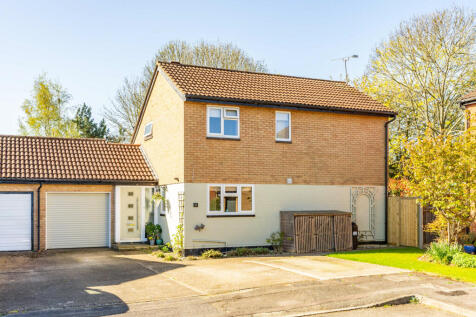 Craiglands, Hertfordshire AL4 4 bed detached house for sale