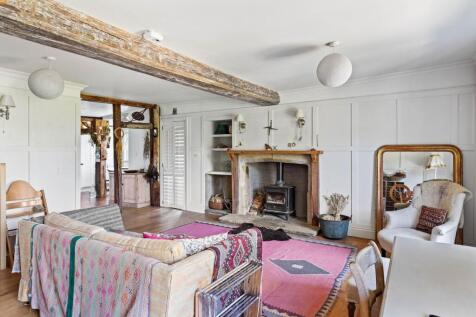 Hoathly Hill, East Grinstead RH19 3 bed apartment for sale