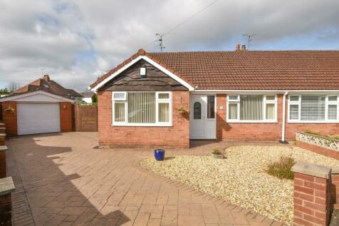 2 bedroom semi-detached bungalow for sale