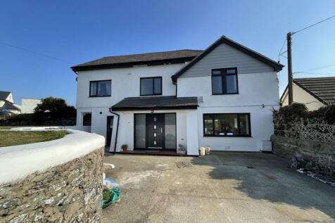 Lon Towyn Capel, Trearddur Bay, LL65 4 bed detached house for sale