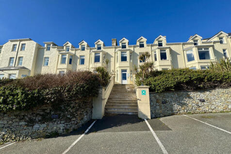 Lon Y Don, Trearddur Bay, LL65 2 bed apartment for sale