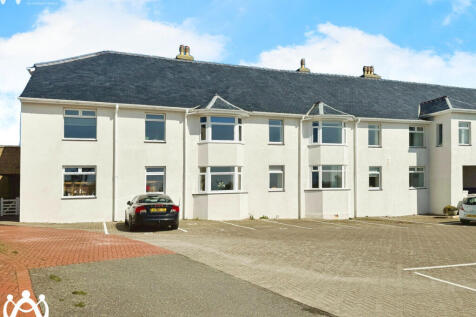 Lon Isallt, Trearddur Bay, LL65 2 bed flat for sale