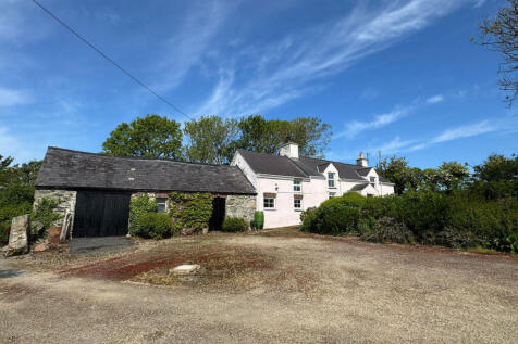 Llanfaethlu, Isle of Anglesey, LL65 3 bed detached house for sale