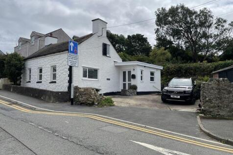 Penysarn, Penysarn, LL69 3 bed cottage for sale