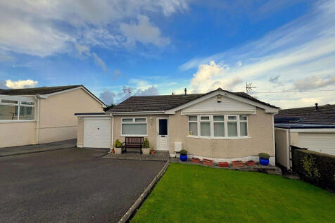 2 bedroom detached bungalow for sale
