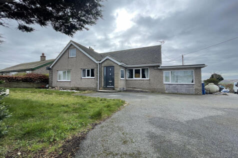 Gadfa, Penysarn, LL69 3 bed detached bungalow for sale