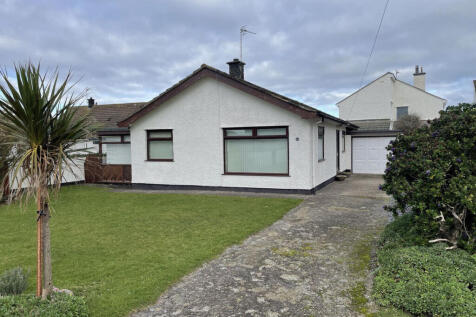 Ger Y Mor, Rhosneigr, LL64 3 bed bungalow for sale