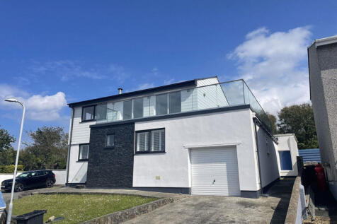 Stad Castellor, Cemaes Bay, LL67 4 bed detached house for sale