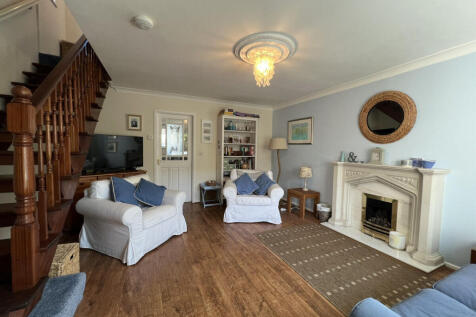 Ffordd Seiriol, Moelfre, Anglesey, LL72 3 bed semi