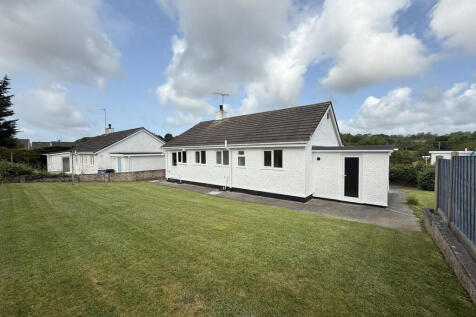 Ty'n Coed, Llangefni, Anglesey, LL77 3 bed detached bungalow for sale