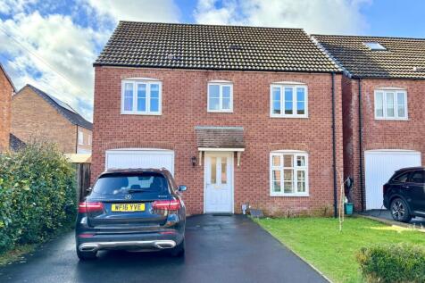 Llys Ynysgeinon, Godrergraig, Swansea. 4 bed detached house for sale