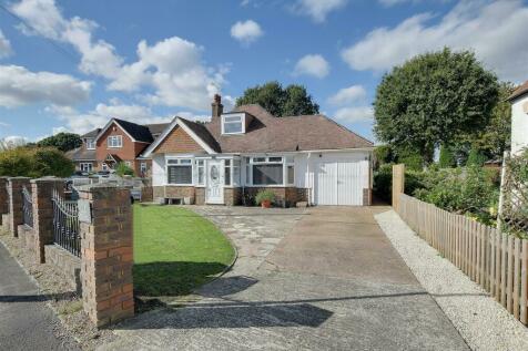 2 bedroom detached bungalow for sale