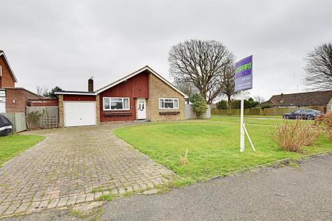 3 bedroom detached bungalow for sale