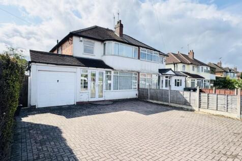 3 bedroom semi-detached house for sale