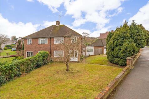 Tubbenden Lane, Orpington, BR6 3 bed semi