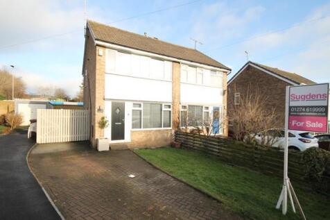 Leamington Drive, Idle, Bradford 3 bed semi