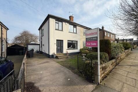 Acre Avenue, Eccleshill, Bradford 3 bed semi