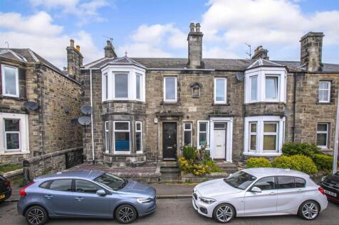 84 Brucefield Avenue, Dunfermline... 2 bed ground floor flat for sale