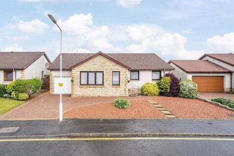 4 bedroom detached bungalow for sale