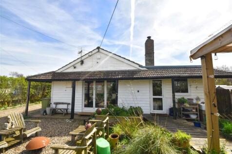 Camber 3 bed detached bungalow for sale