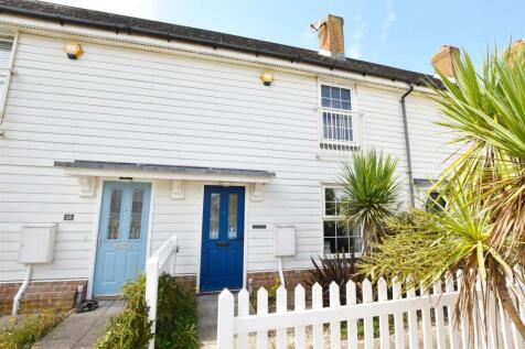 Badger Way, Camber 2 bed terraced house for sale