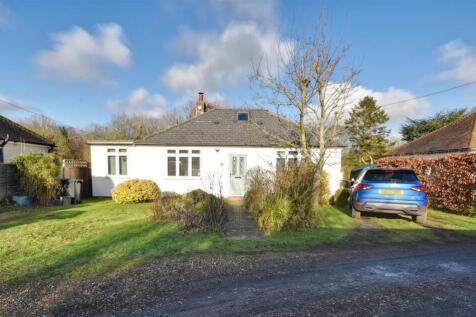 3 bedroom detached bungalow for sale
