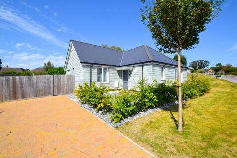 Field Way, Battle 2 bed detached bungalow for sale