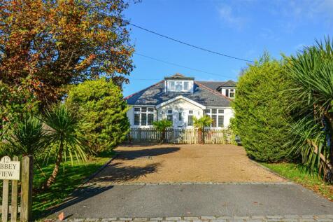 North Trade Road, Battle 5 bed detached house for sale