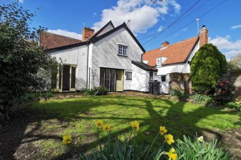2 bedroom semi-detached house for sale