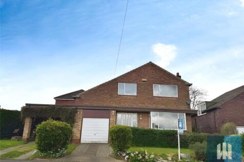 Far View Bank, Almondbury... 4 bed detached house for sale