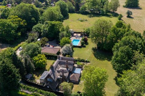 7 bedroom detached house for sale