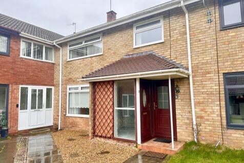 3 bedroom terraced house for sale