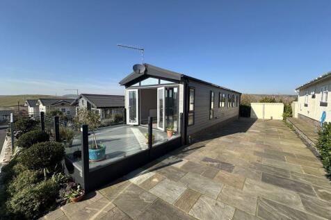 Osmington Hill, Weymouth 2 bed bungalow for sale