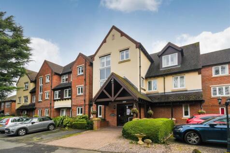 Flat 8, Pendene Court, Penn Road... 2 bed flat for sale