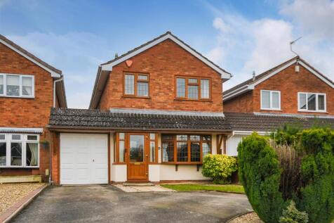 48 Millfields Way, Wombourne... 3 bed detached house for sale