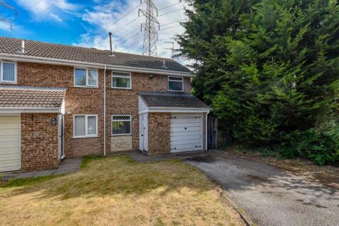 3 bedroom end of terrace house for sale