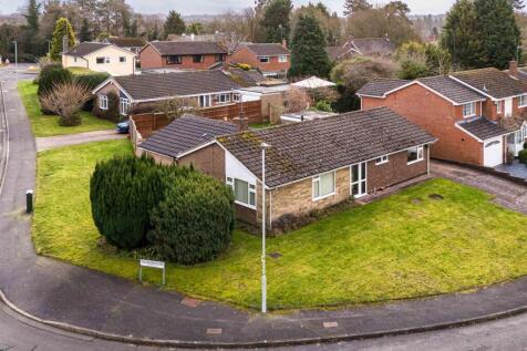 1 Ravensholme, Wightwick... 3 bed detached bungalow for sale