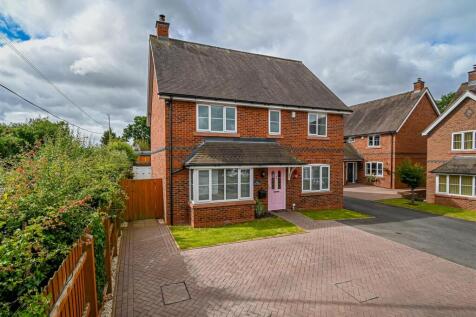 1 The Oaks, Kidderminster Road... 4 bed detached house for sale